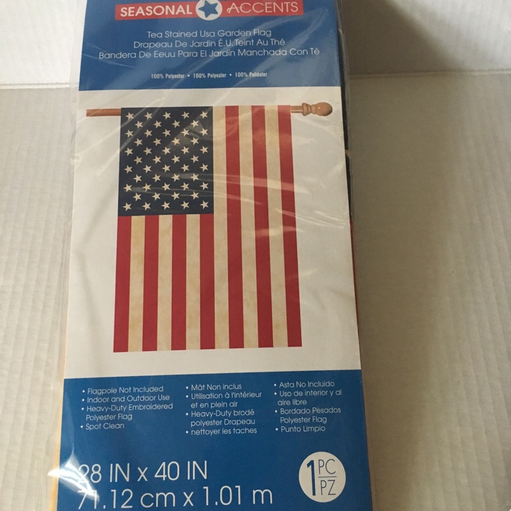 NWT Tea Stained USA Flag, indoor/outdoor use.
